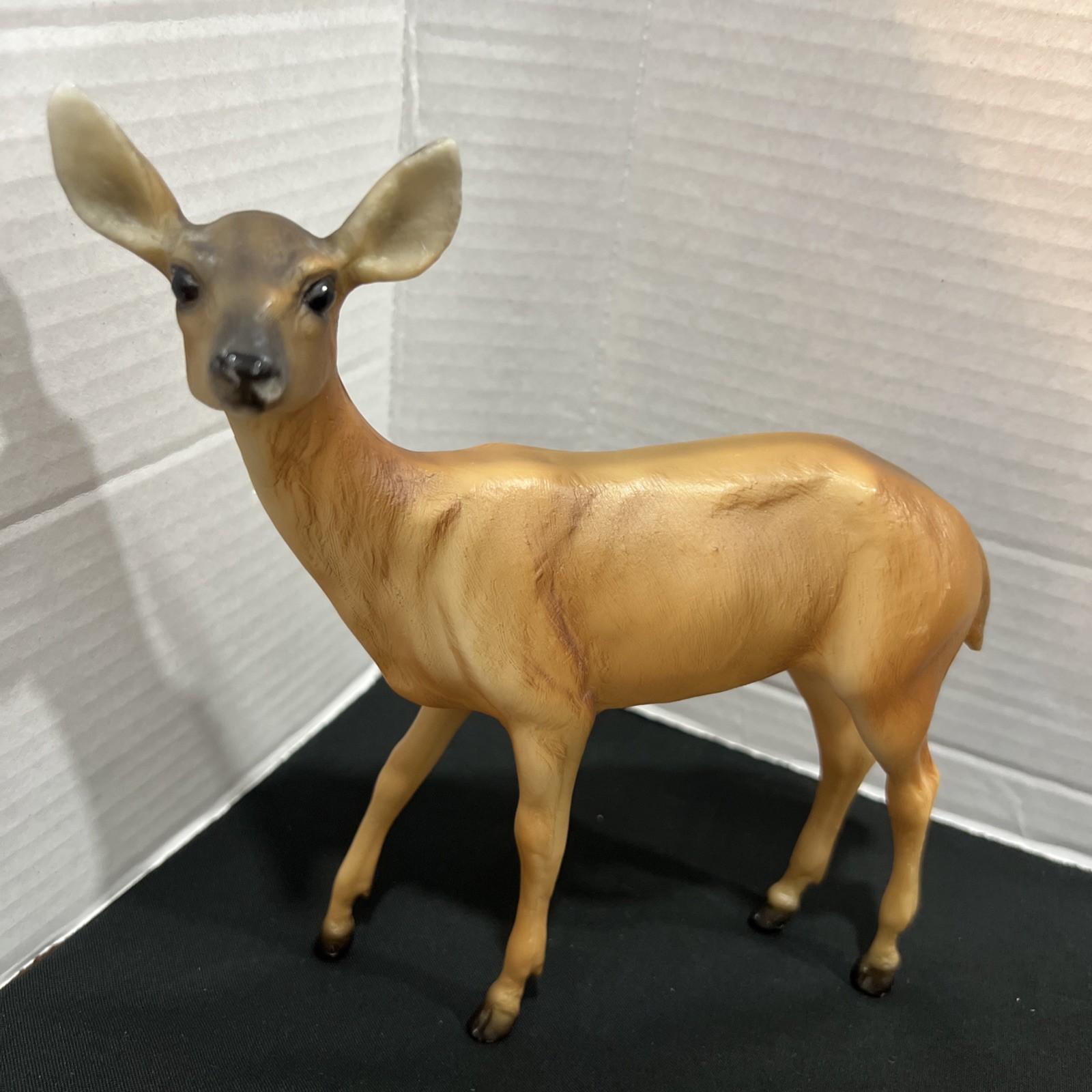 1970\'S  BREYER WHITE-TAILED DEER DOE RETIRED VTG