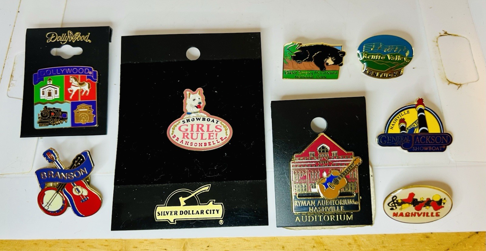 8 Nashville TN, Branson MI, Souvenir Pinbacks Lapel PIN’s Country Music 8 Nashville TN, Branson MI, Souvenir Pinbacks Lapel PIN’s Country Music
