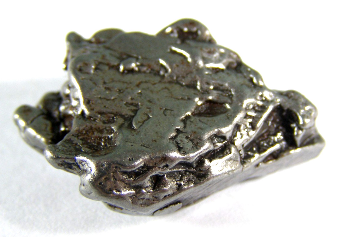 GENUINE CAMPO DE CIELO METEORITE PIECE - 2.8 x 2.0 x 1.0 cms 21.43 gms #22