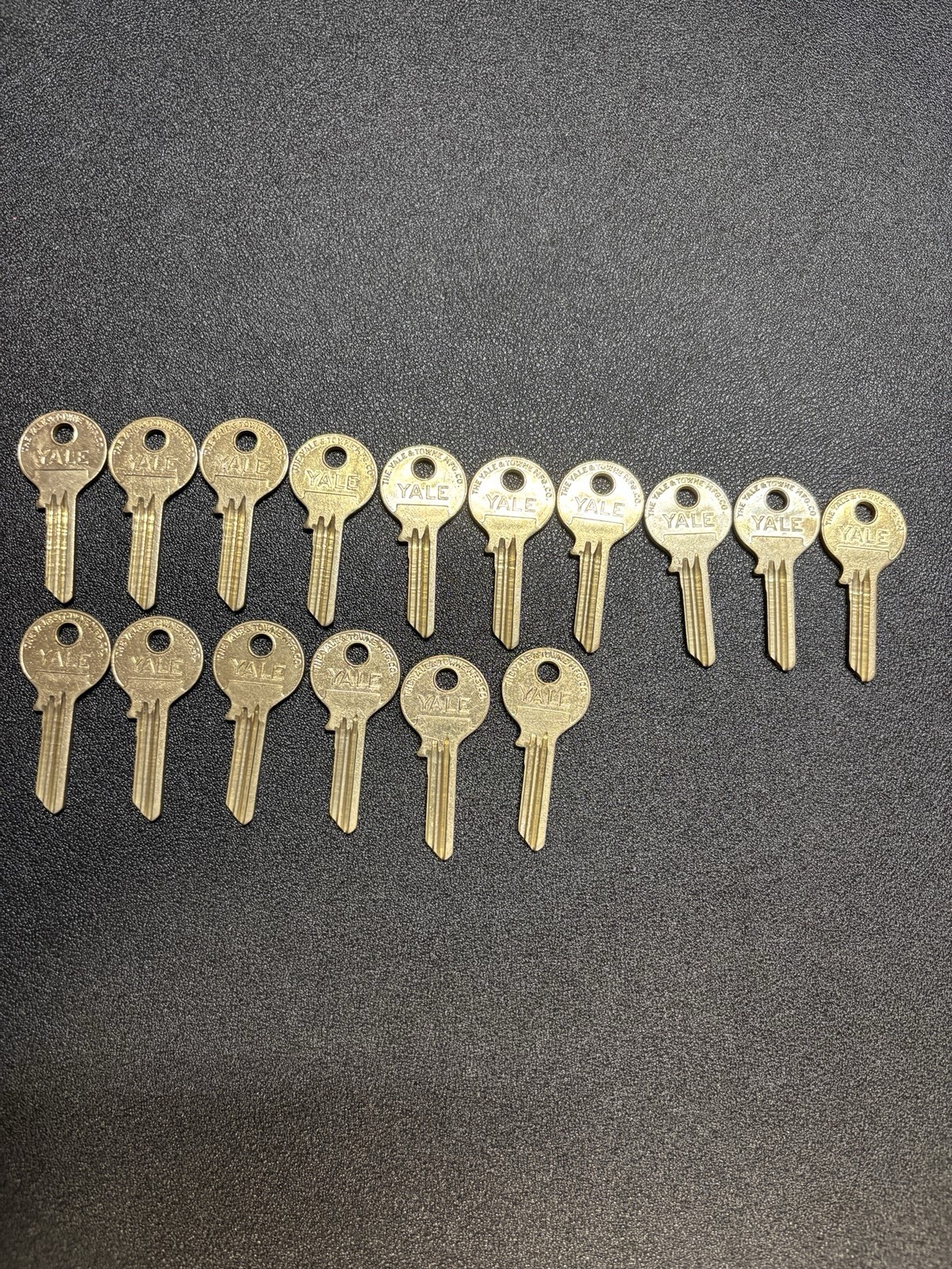 Vintage Yale & Towne Mfg Co JH Key Blank