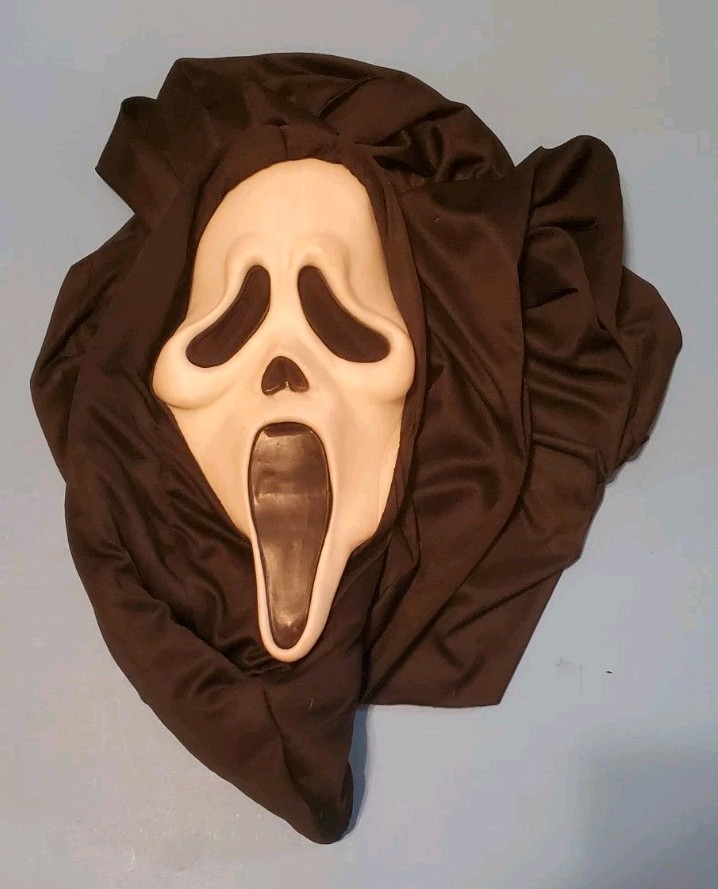 Vintage Fun World Div Ghostface Scream Mask Black Shroud Halloween 90s
