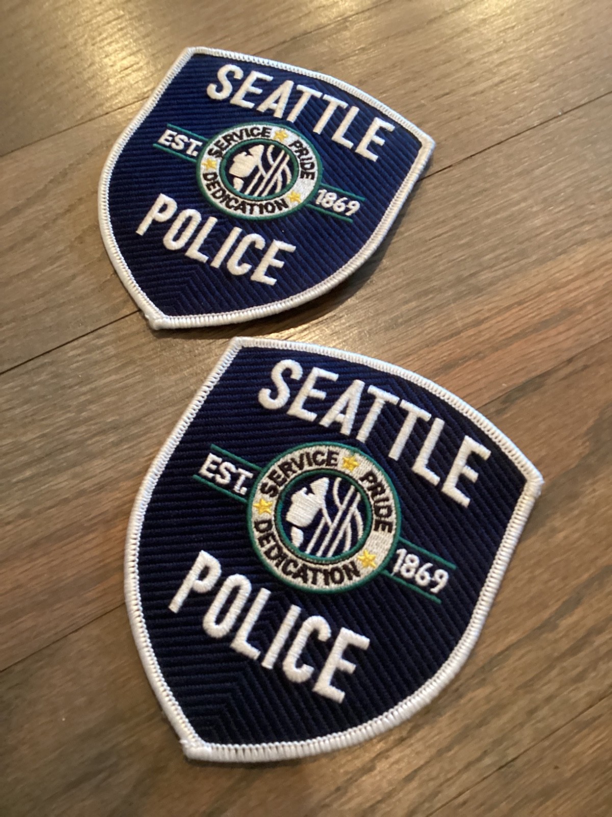 2 Authentic Official Seattle Police Souvenir Patches, Badges, Emblems 4” x 5” 2 Authentic Official Seattle Police Souvenir Patches, Badges, Emblems 4” x 5”