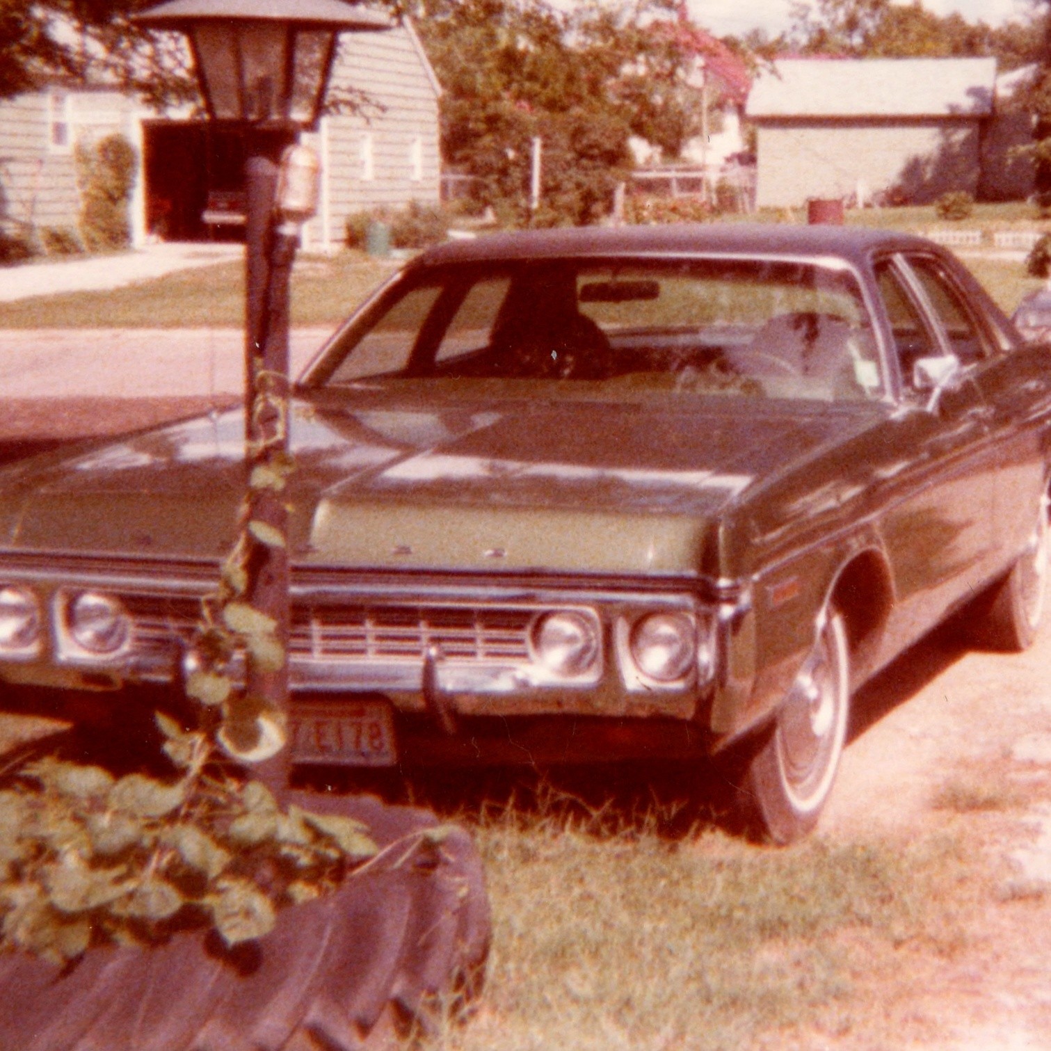 1979 1972 Dodge 4-Door 1968 Chevrolet Cars Snapshot Photo Driveway Oct 1979 Vtg 1979 1972 Dodge 4-Door 1968 Chevrolet Cars Snapshot Photo Driveway Oct 1979 Vtg