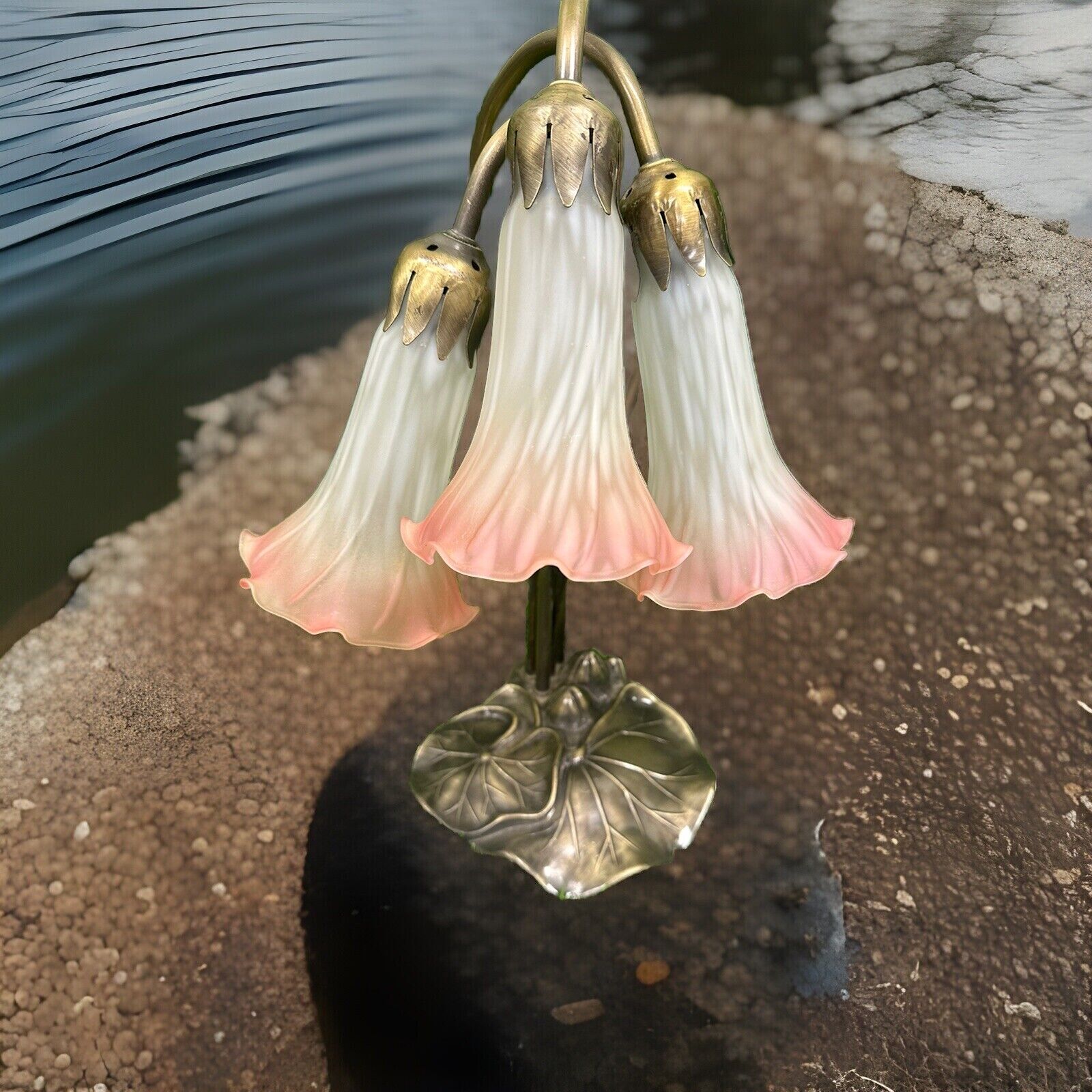 Vintage Tiffany Style Lily Pad Table Lamp 3 Arm Pink Frosted Glass Tulip Shades
