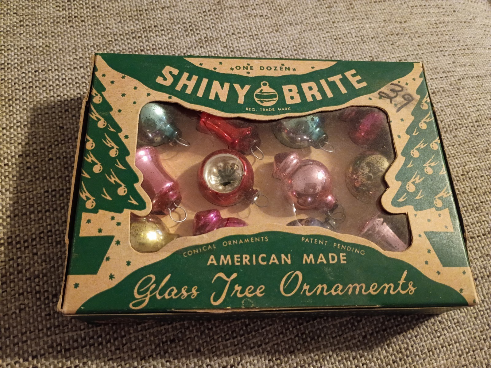 Vintage Shiny Brite Feather Tree 1\