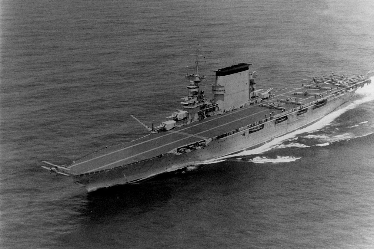 WW II Usa Photo  ---- USS LEXINGTON   
