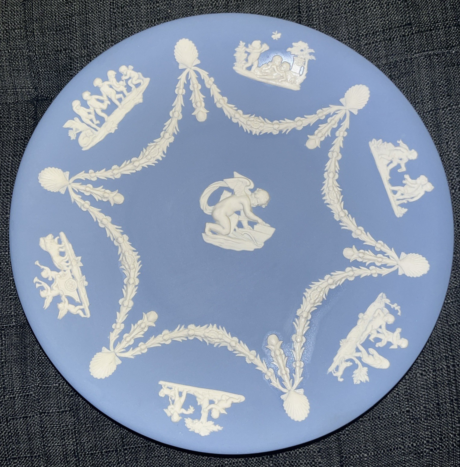 Vintage Wedgwood Jasperware Blue Plate 9\