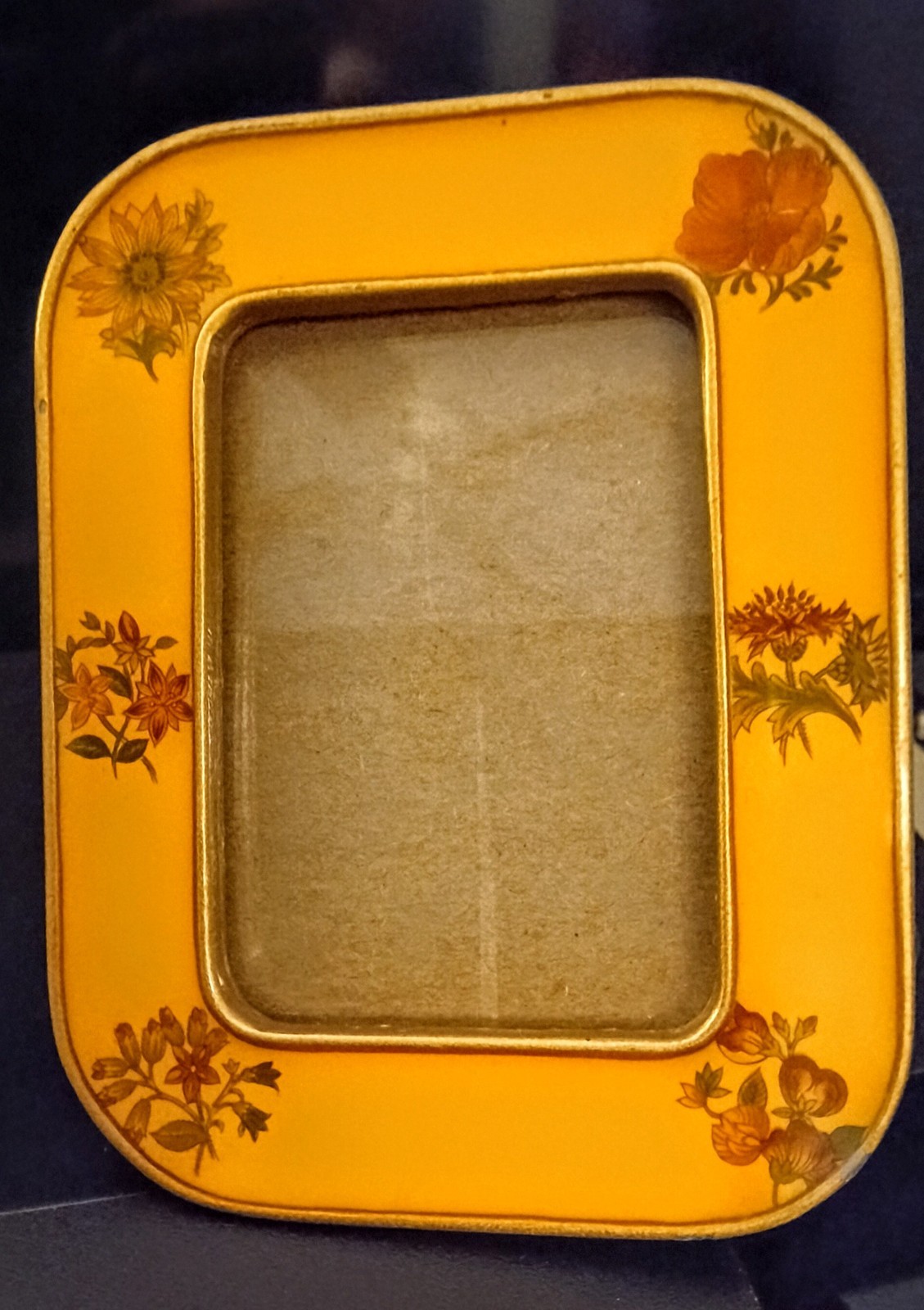 Vintage The Bucklers INC NYC Yellow Gold 4\