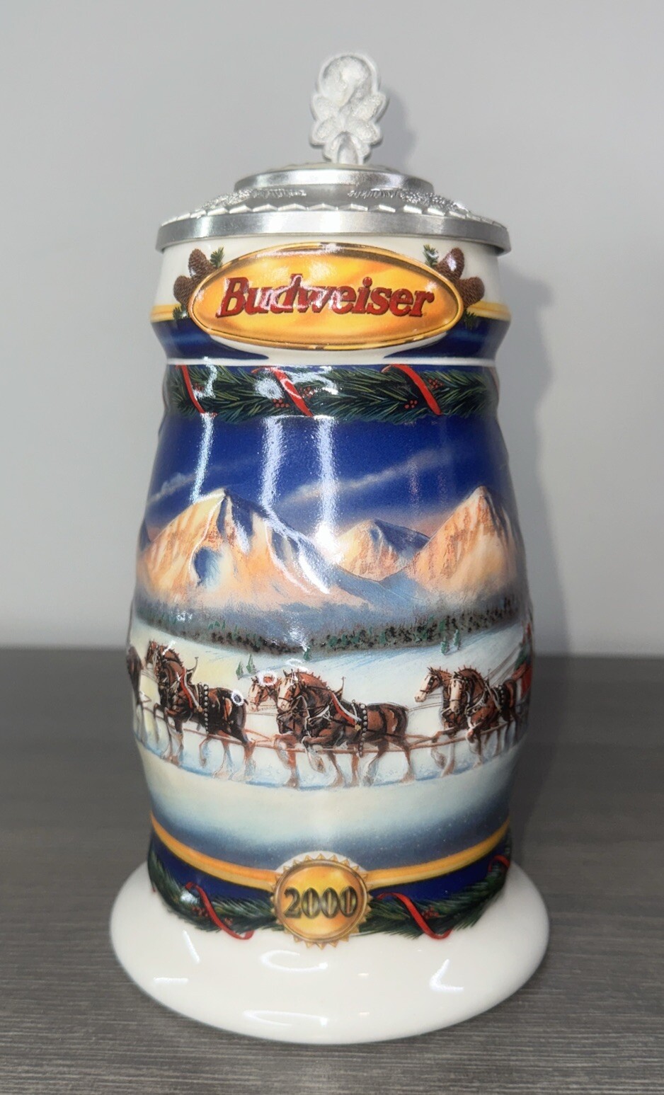 Budweiser 2000 Bud Holiday Stein Chistmas Beer Mug Series Tradition CS416SE