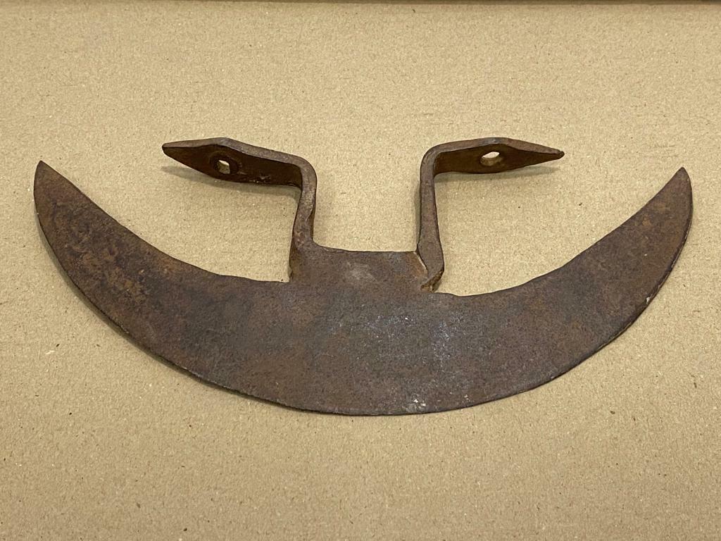 OLD VINTAGE HANDMADE HALF MOON CRESCENT SHAPE RUSTIC IRON UNIQUE AXE HEAD V7