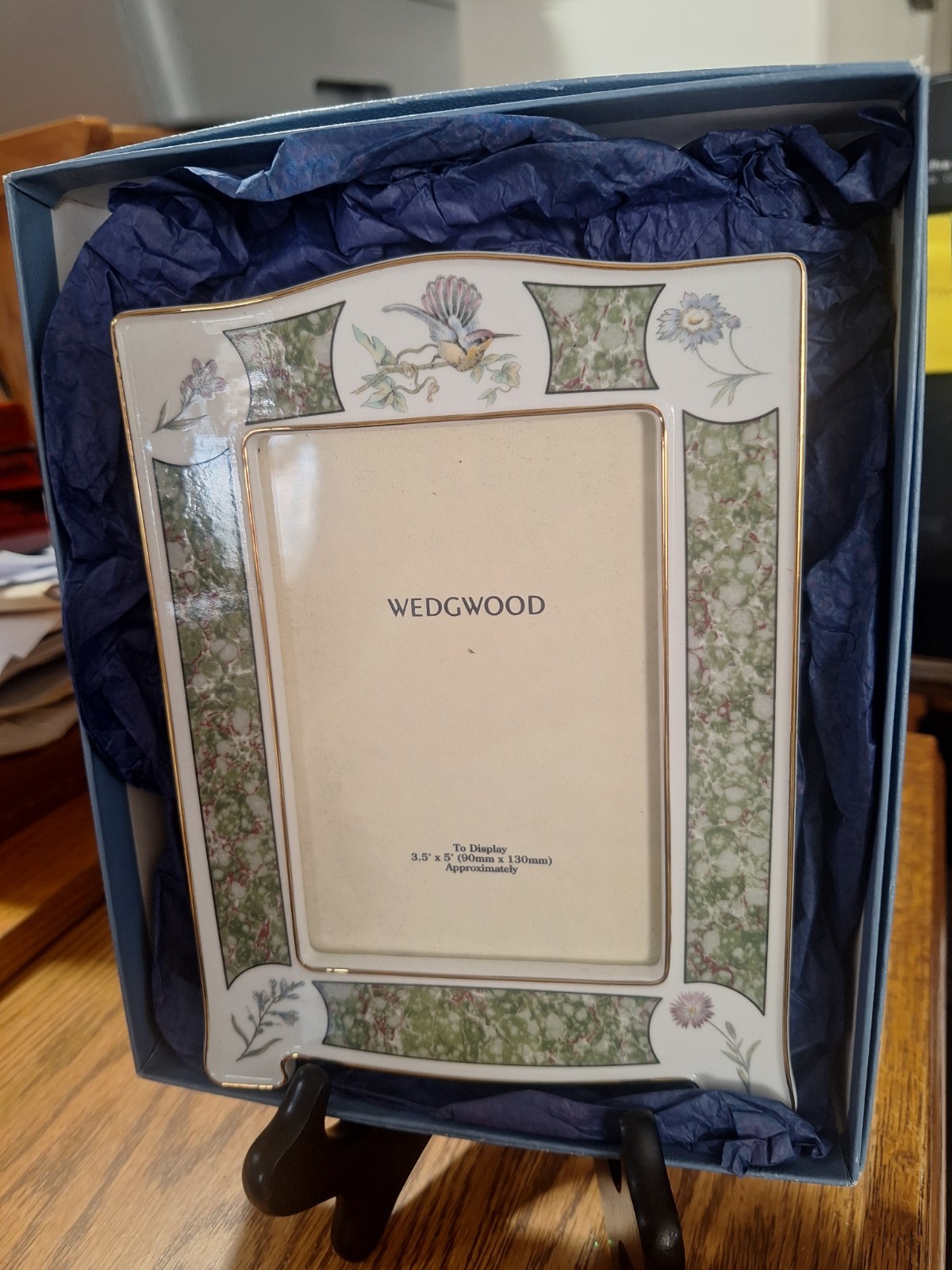 Vtg. Wedgwood Bone China Frame For 5