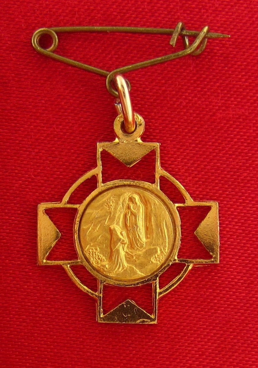 MARY LOURDES Medal On Pin Goldtone Lightweight Small Catholic Medal On Pin