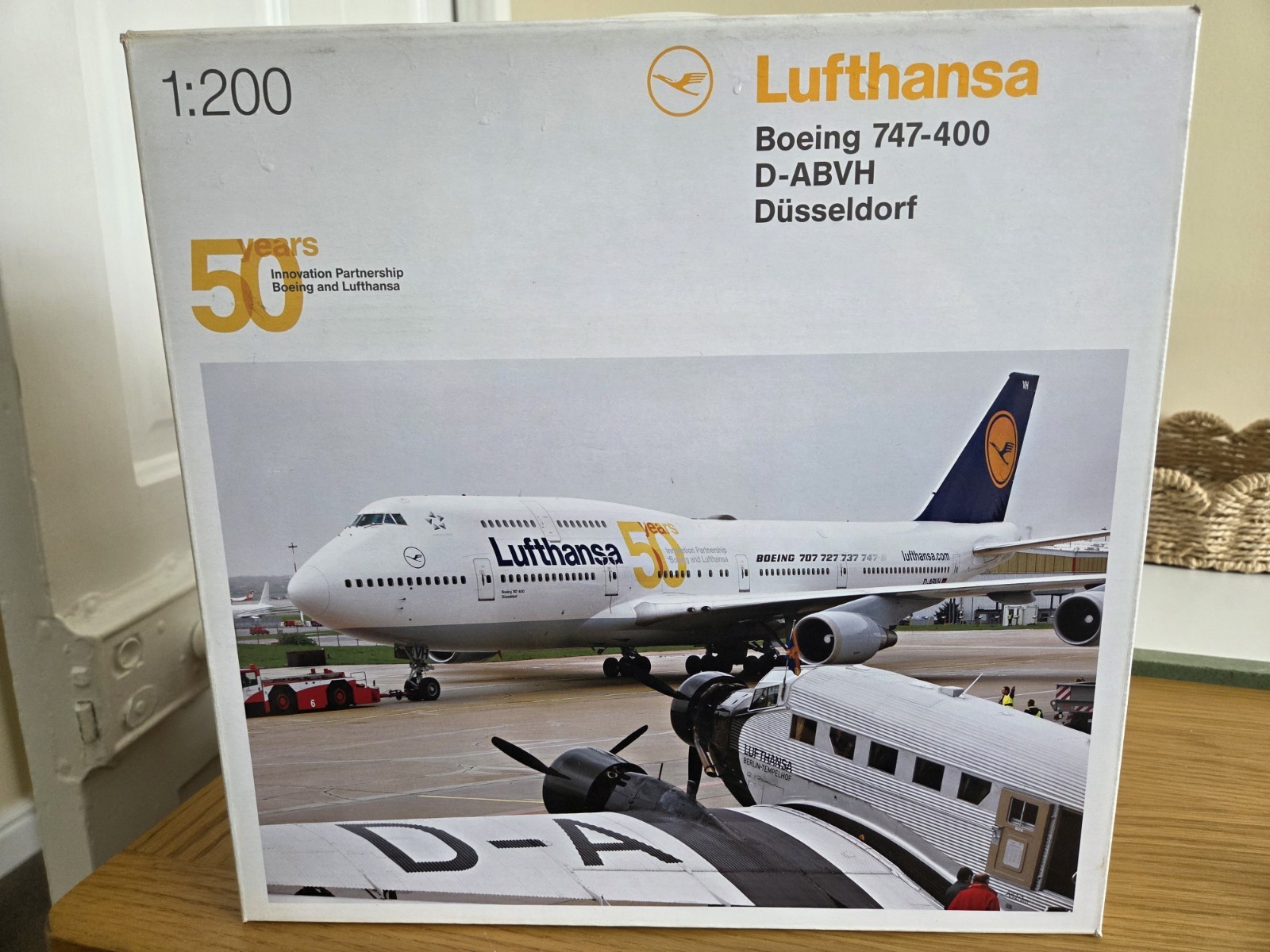 Lufthansa Boeing 747 1:200 Herpa Aircraft Model 50 Years Partnership With Boeing