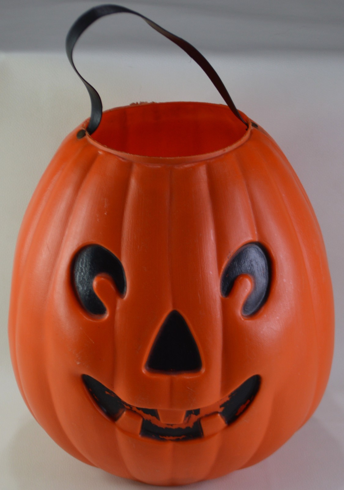 Vintage 1970s Blow Mold Halloween Candy Pail Riveted Handle Pumpkin Rare HTF