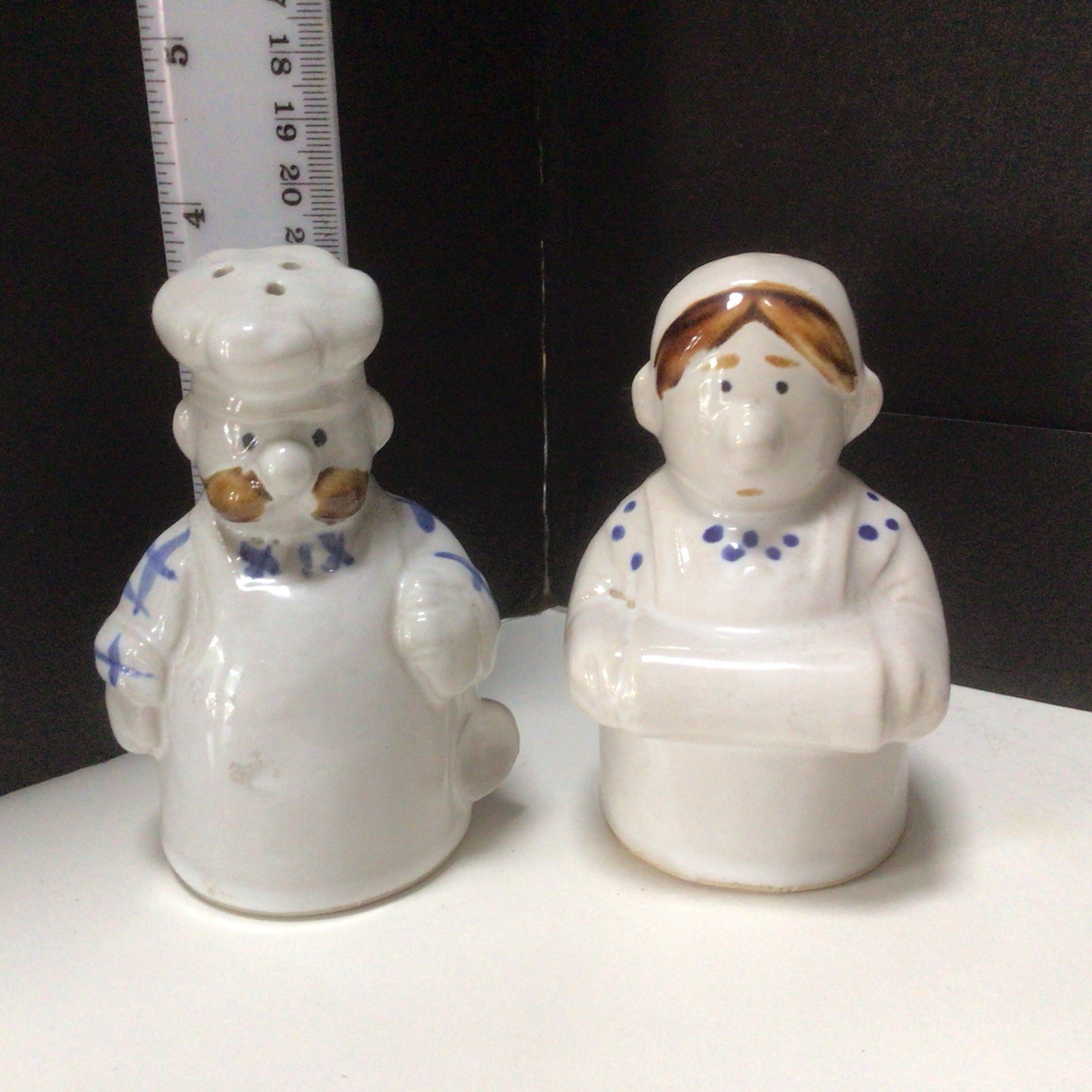 Vintage Ceramic Ensco Chef Salt and Pepper Shakers Used excellent condition
