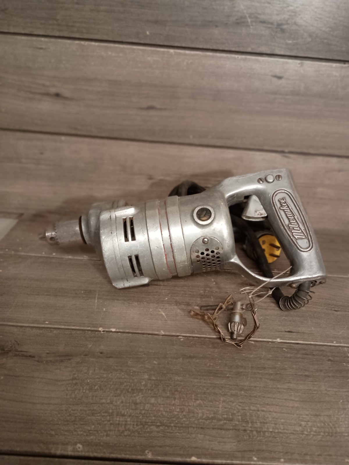 Vintage Milwaukee S-114 Drill 1/4\