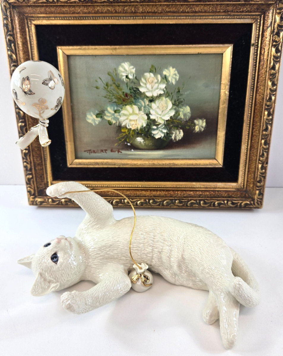 Lenox Captivation Cat With Balloon Figurine Gold Detailing Butterflies