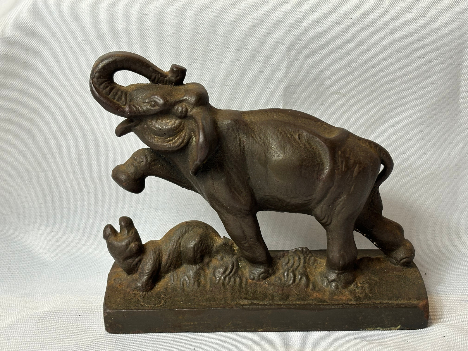 Vtg Elephant Stomping Weasle Figure Figurine Copper-Steel Sintered Scuplture Vtg Elephant Stomping Weasle Figure Figurine Copper-Steel Sintered Scuplture