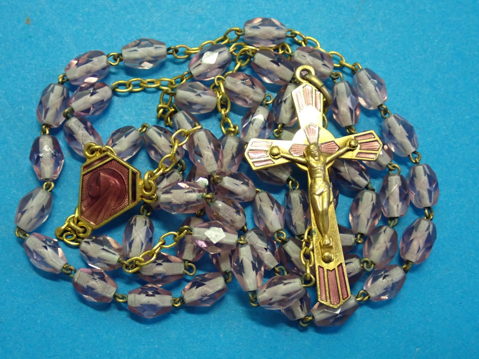 vintage  PURPLE glass ROSARY / PURPLE ENAMEL center medal + CRUCIFIX