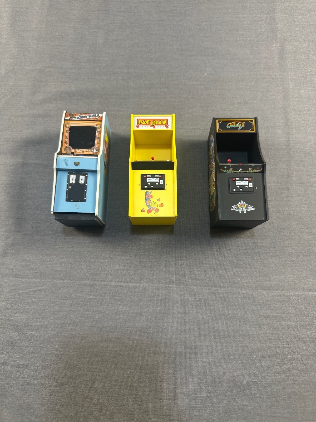 Hallmark Keepsake Arcade Ornaments Set - Donkey Kong, Pac-Man, and Galaga Mini 3