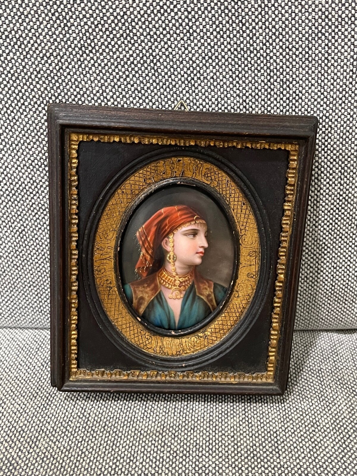 Vintage Antique Framed Oval Porcelain Plaque w/ Middle Eastern Woman Vintage Antique Framed Oval Porcelain Plaque w/ Middle Eastern Woman