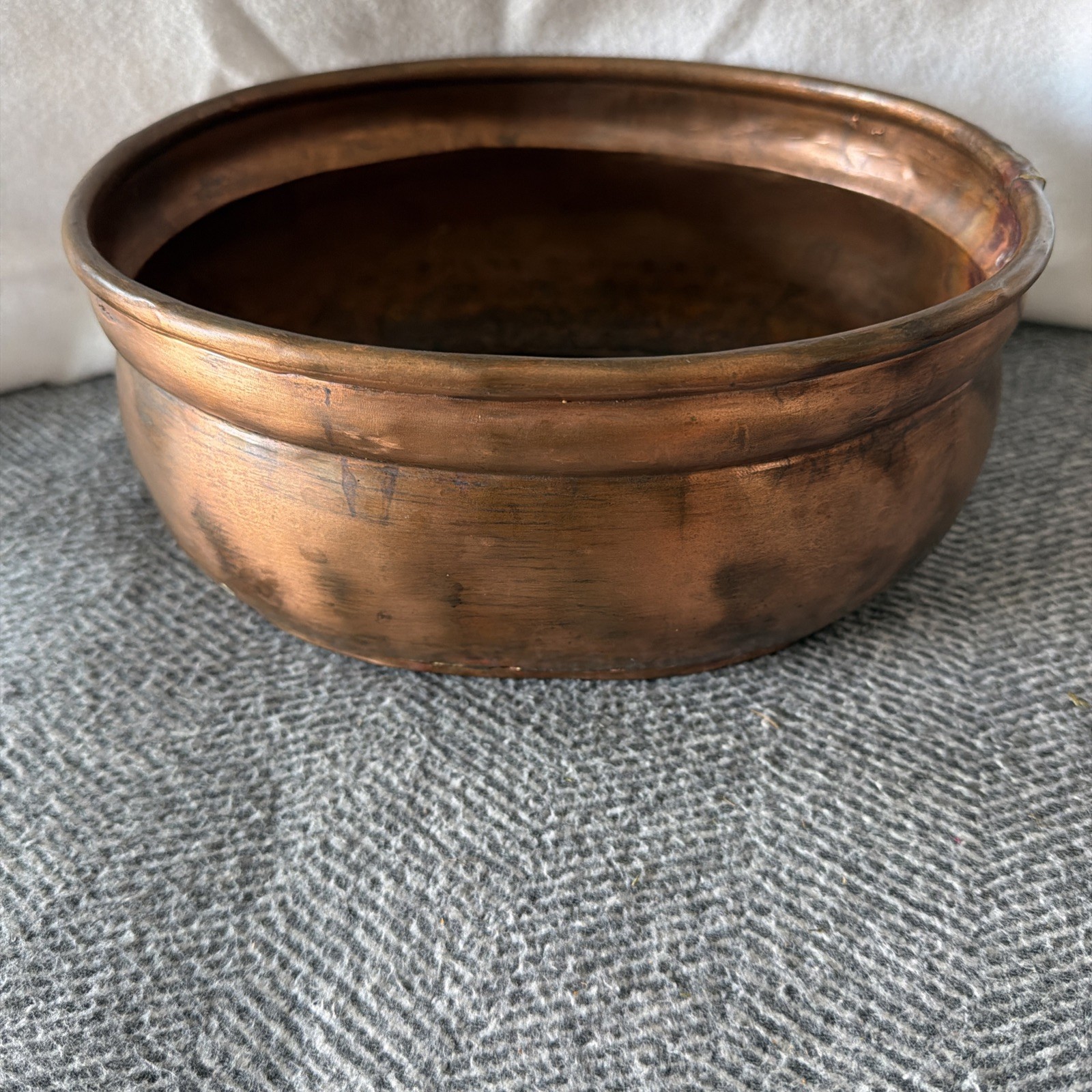 Antique 19thC Hand-Hammered Copper Bowl 9.5\