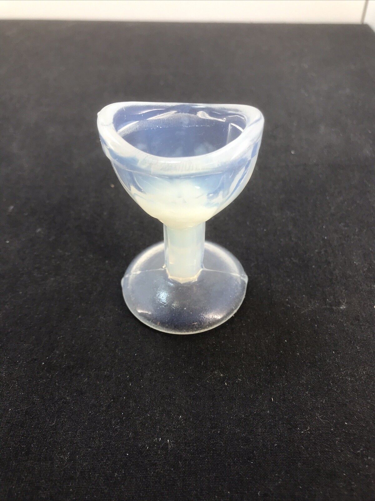 Vtg Opalescent Glass Eye Wash 2.5”