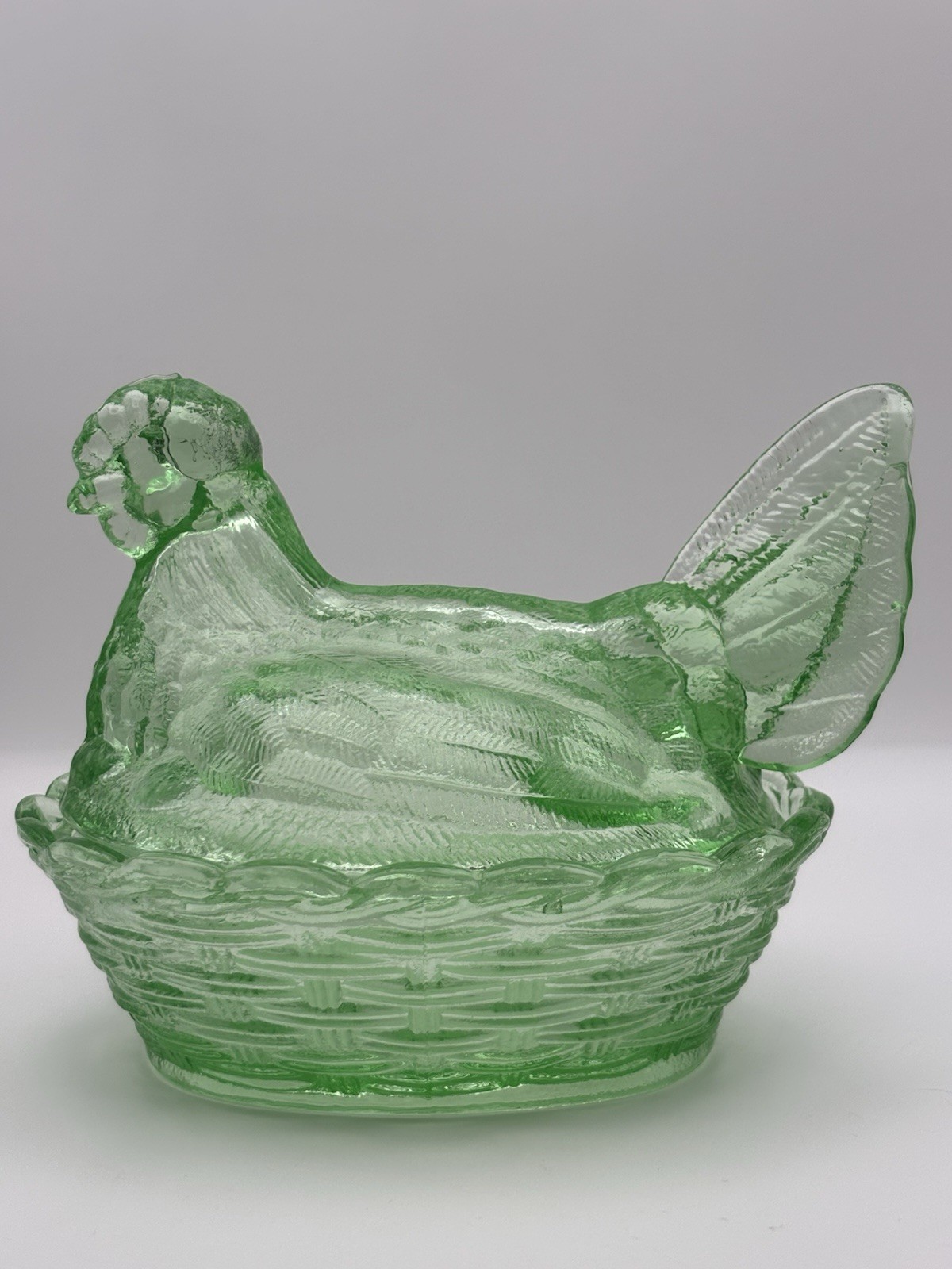 Vtg Light Green Glass Large Hen On Nest Covered Candy Dish Split Tail Chicken 