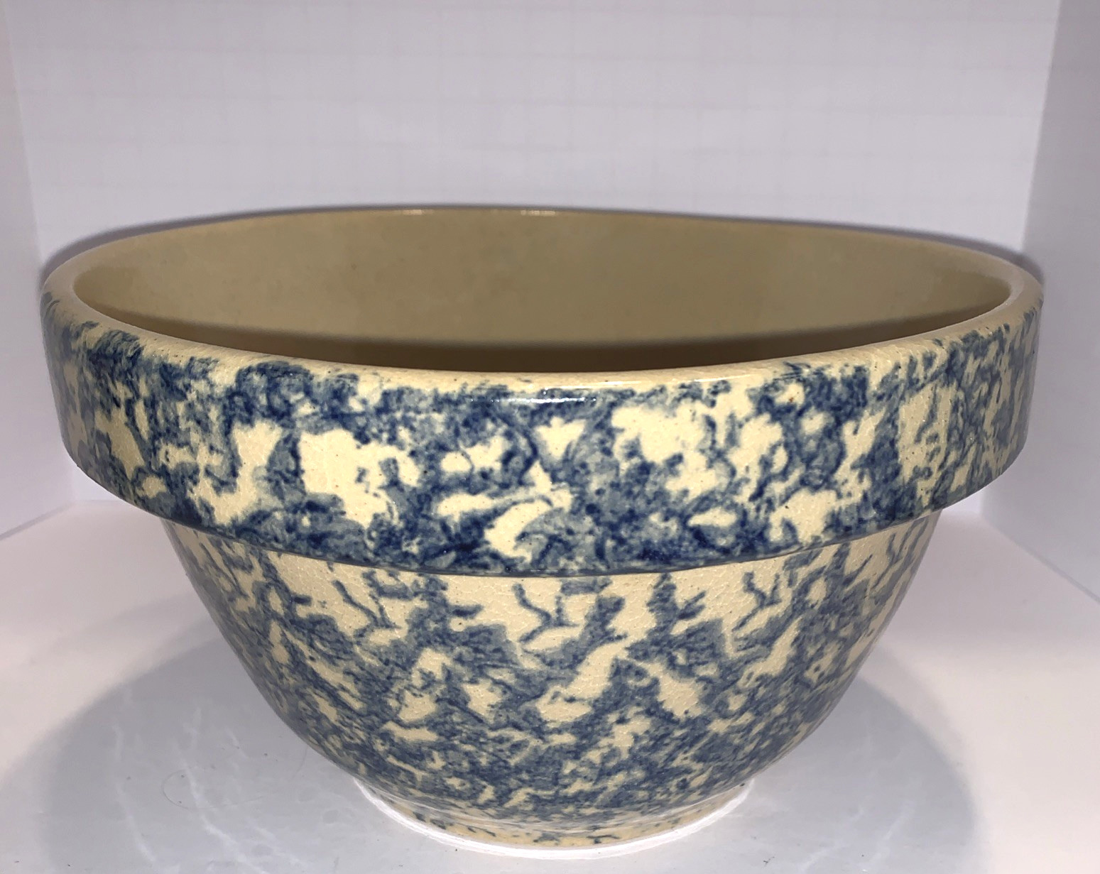 Vintage Robinson Ransbottom Spongeware Pottery #700 Mixing Bowl Roseville, Ohio