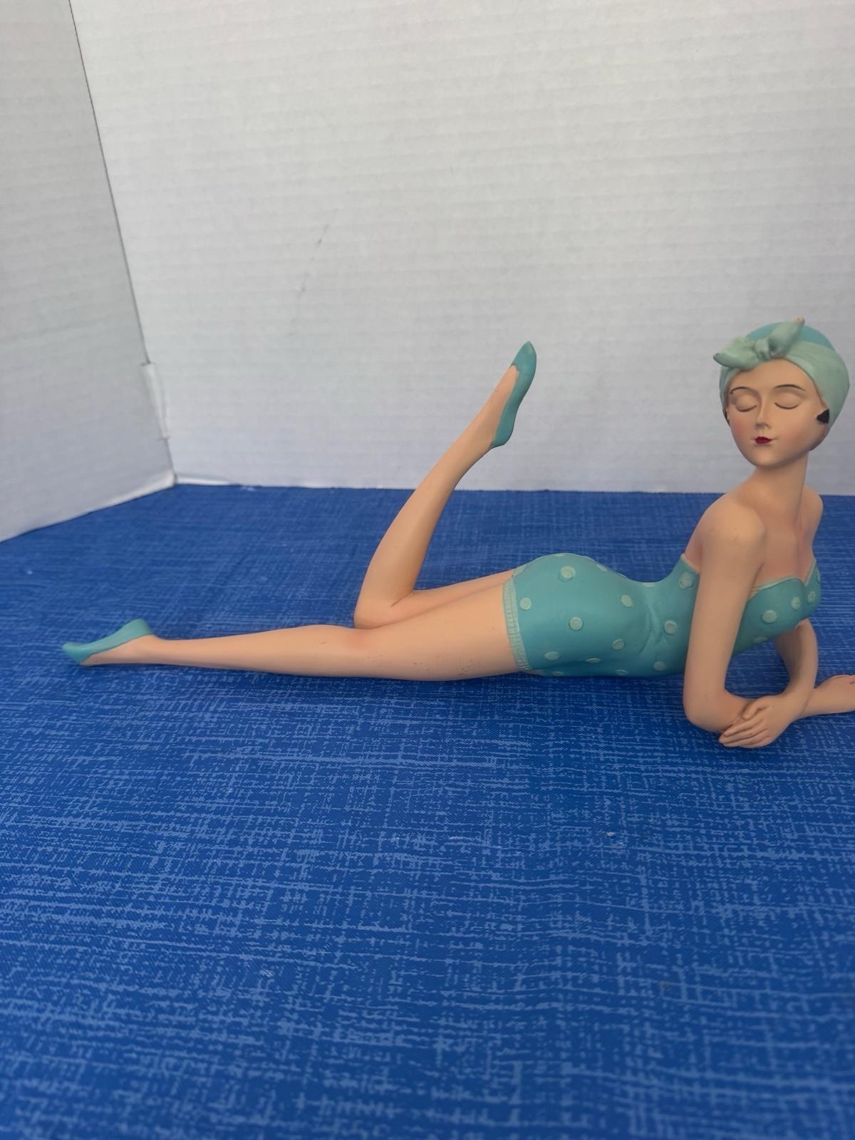 Fancy That Retro Bathing Beauty Figurine – Sage Green Polka‑Dot Swimsuit 