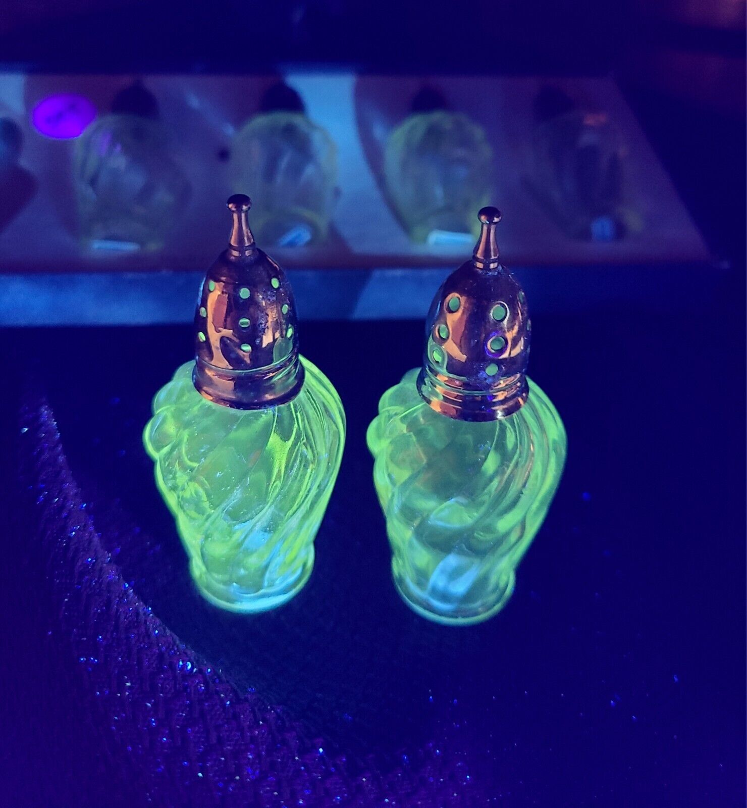 Pairettes Mini Uranium Glass Salt & Pepper Shakers 3 Sets In Box Glows