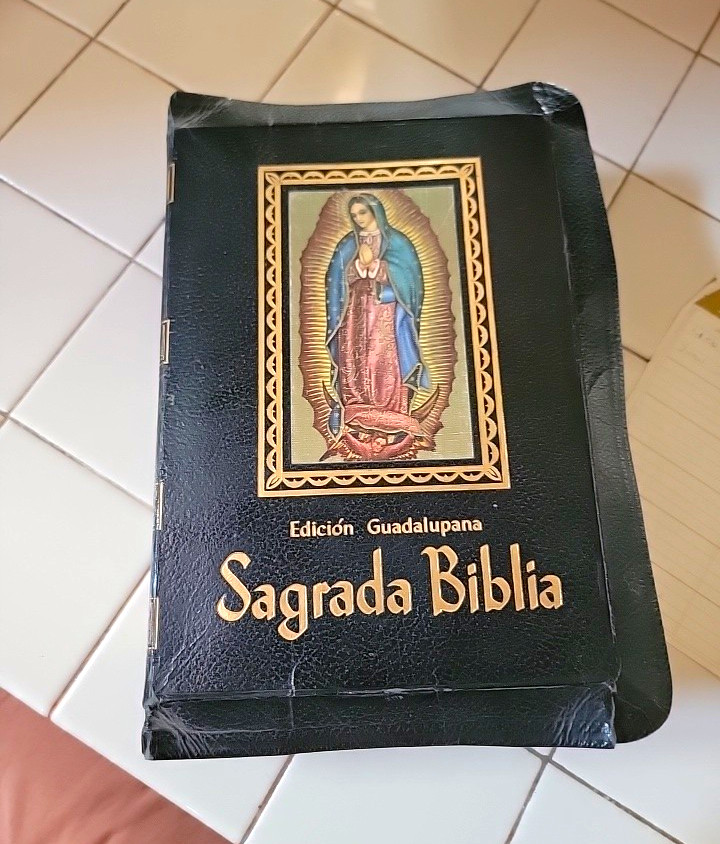 Sagrada Biblia Edición Guadalupana Spanish Hardcover Bible 1974