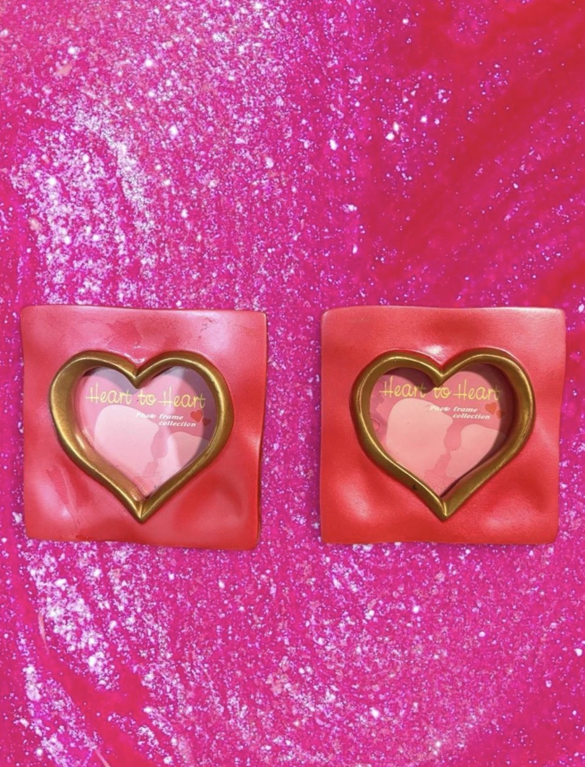 Vtg Pink Enamel Gold Metal 2 pack Heart Picture Frame Easel Stand Valentine Gift Vtg Pink Enamel Gold Metal 2 pack Heart Picture Frame Easel Stand Valentine Gift