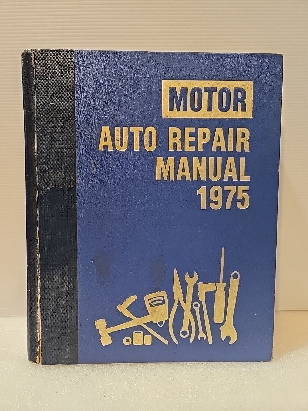 Vintage Motor\'s Auto Repair Manual 38th Edition 1975 1st Printing 1969-75 Models