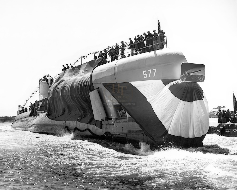 Portsmouth Navy Yard Launch of USS Growler SSG-577 8x10 Glossy Print HT4136964