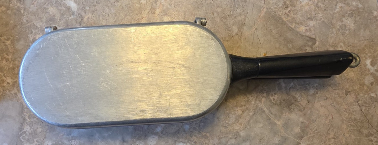 Vintage Miracle Maid Cookware G2 Hinged Folding Cast Aluminum Omelet Fish Pan