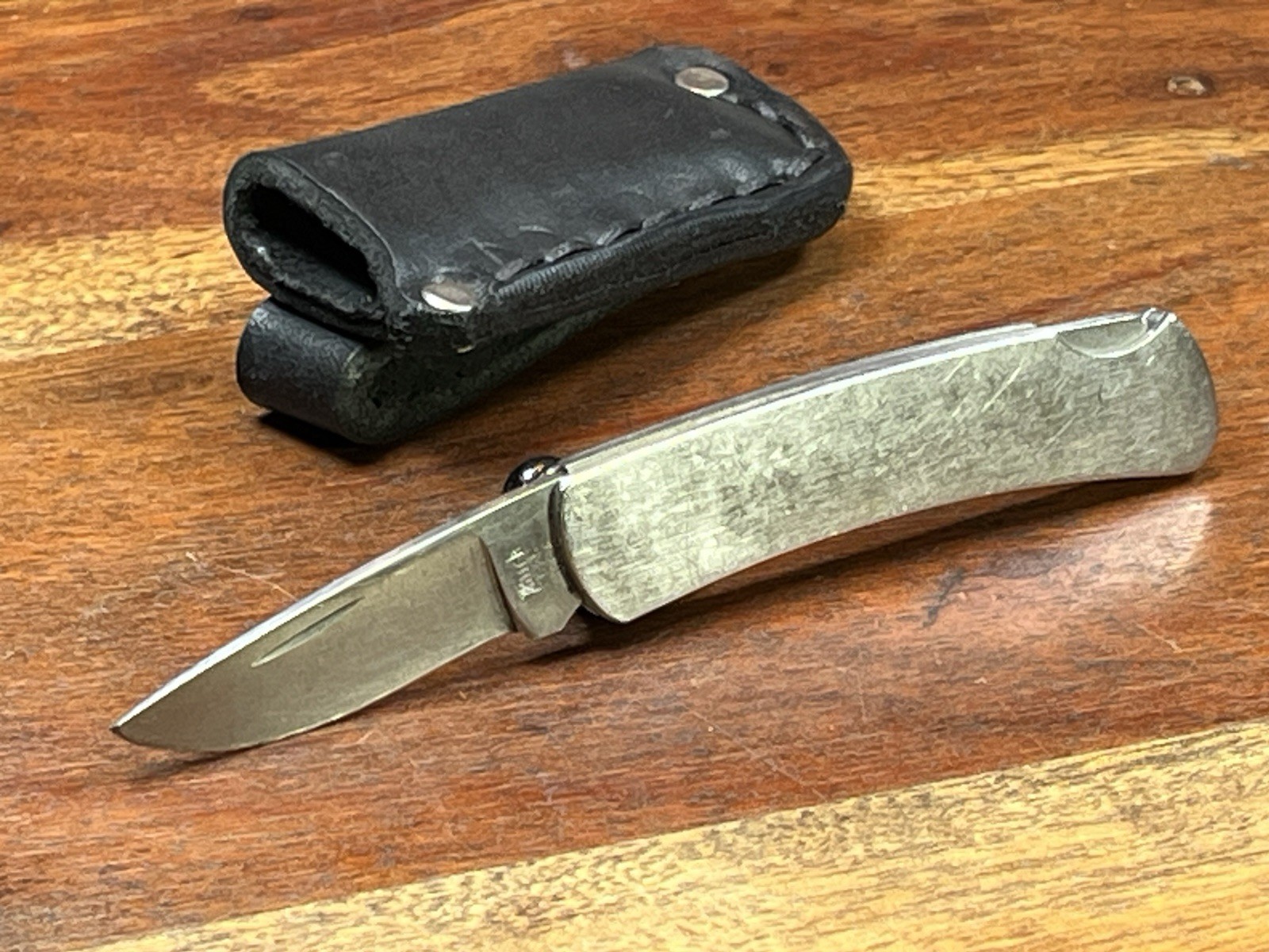 BUCK USA 525 CURSIVE SCRIPT Stainless Handle 1967-72 Pocket Knife + New Holster