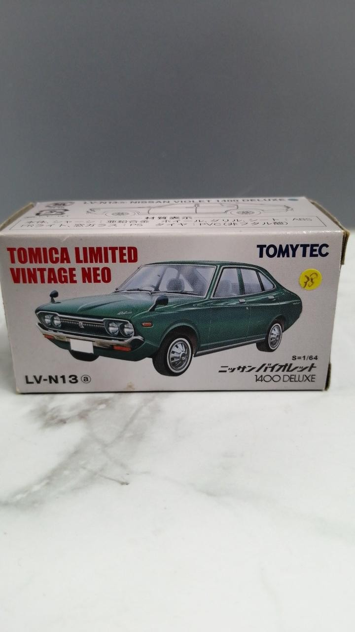 TOMY Nissan Violet 1400 LV-N13 Tomica TLVN 1/64