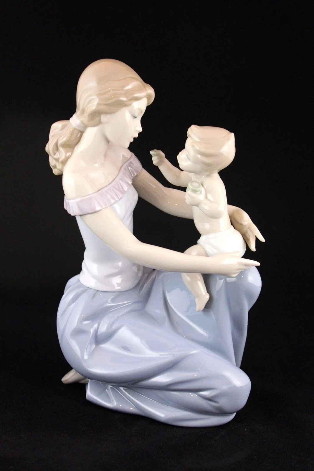 LLADRO FIGURINE #6705 \