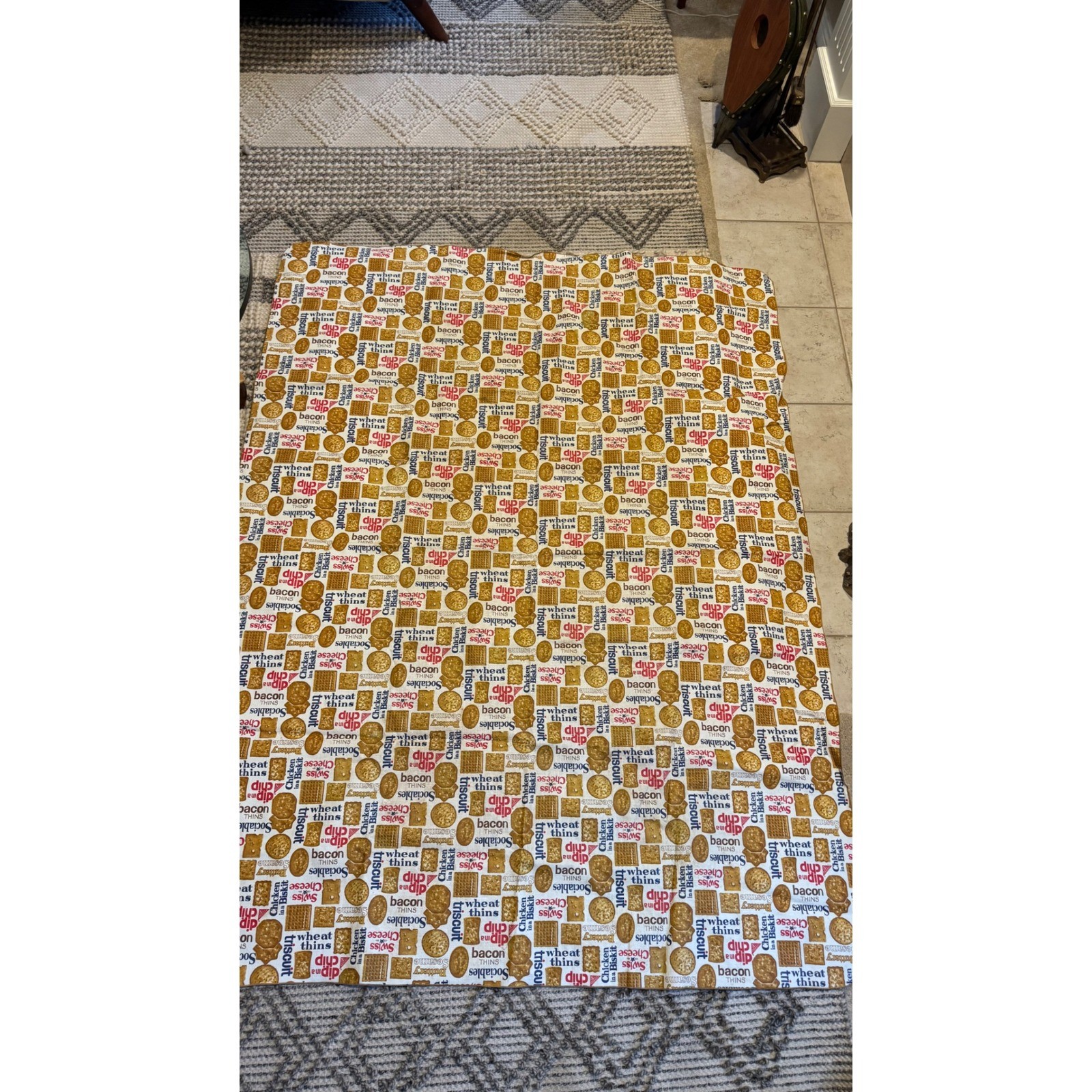 Vintage 70s Nabisco Cracker Print Tablecloth Triscuit Wheat Thins Retro Kitchen