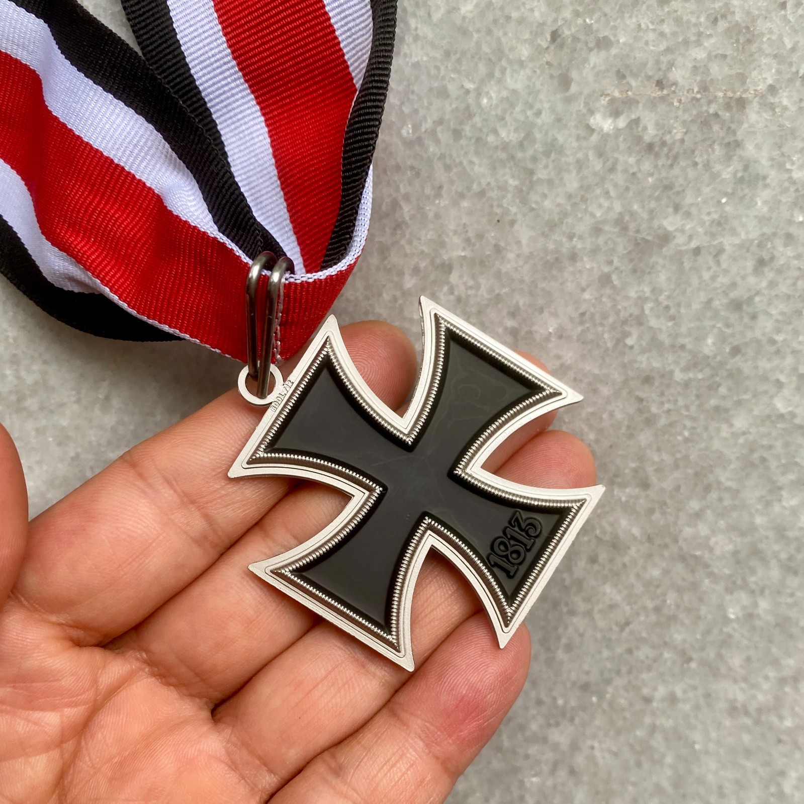 Top Quality 1813 1939 Iron Cross Medal German Badge w/ Ribbon Reenactment Prop Top Quality 1813 1939 Iron Cross Medal German Badge w/ Ribbon Reenactment Prop