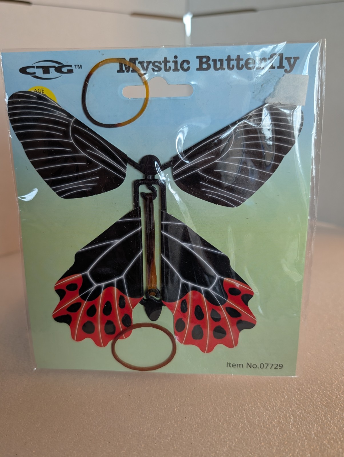 CTG Mystic Butterfly Wind Up Flying Toy Novelty Prank Gag Gift Card Insert NEW