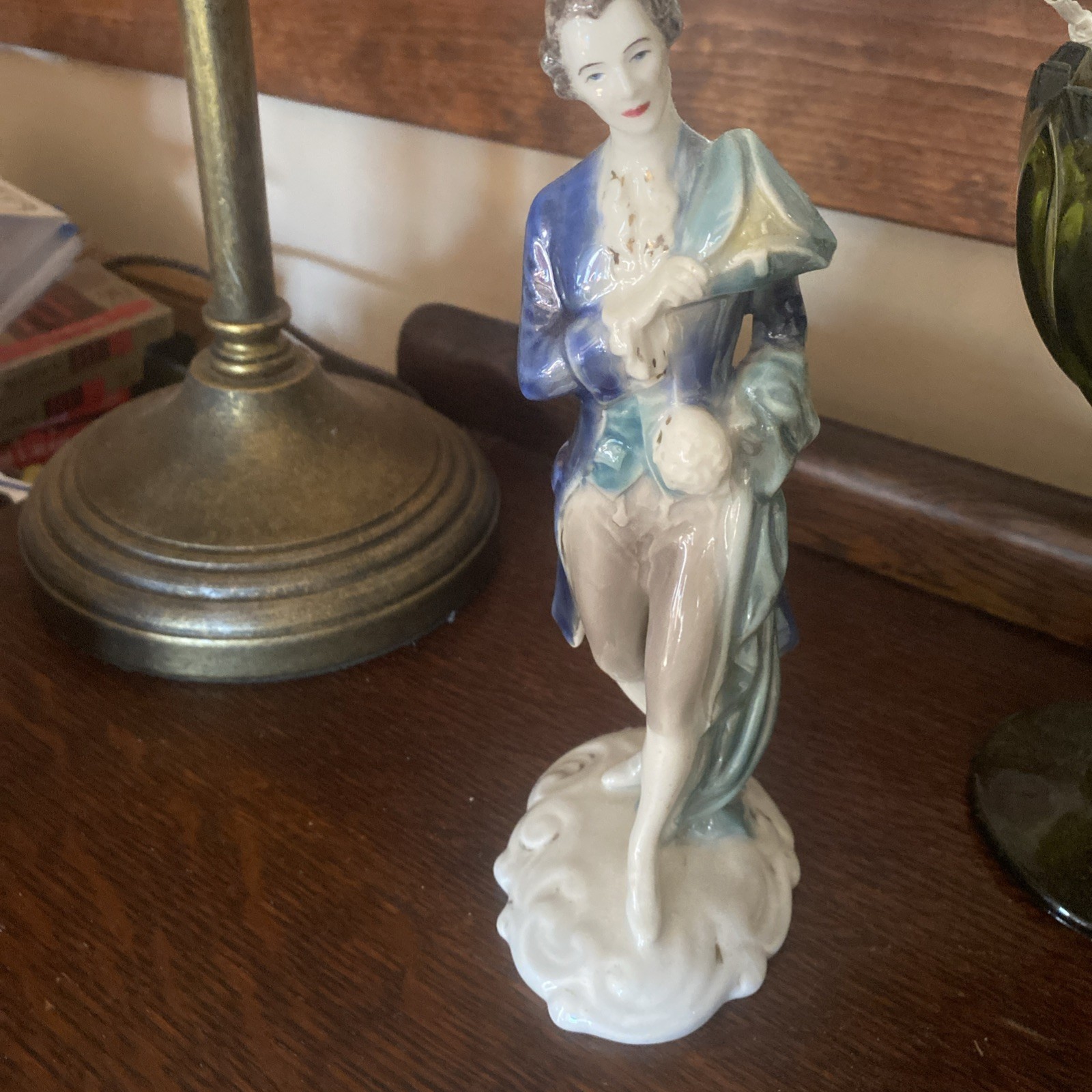 1940\'s GOLDCREST RENDEZVOUS FRENCH LOUIS XV FIGURINE