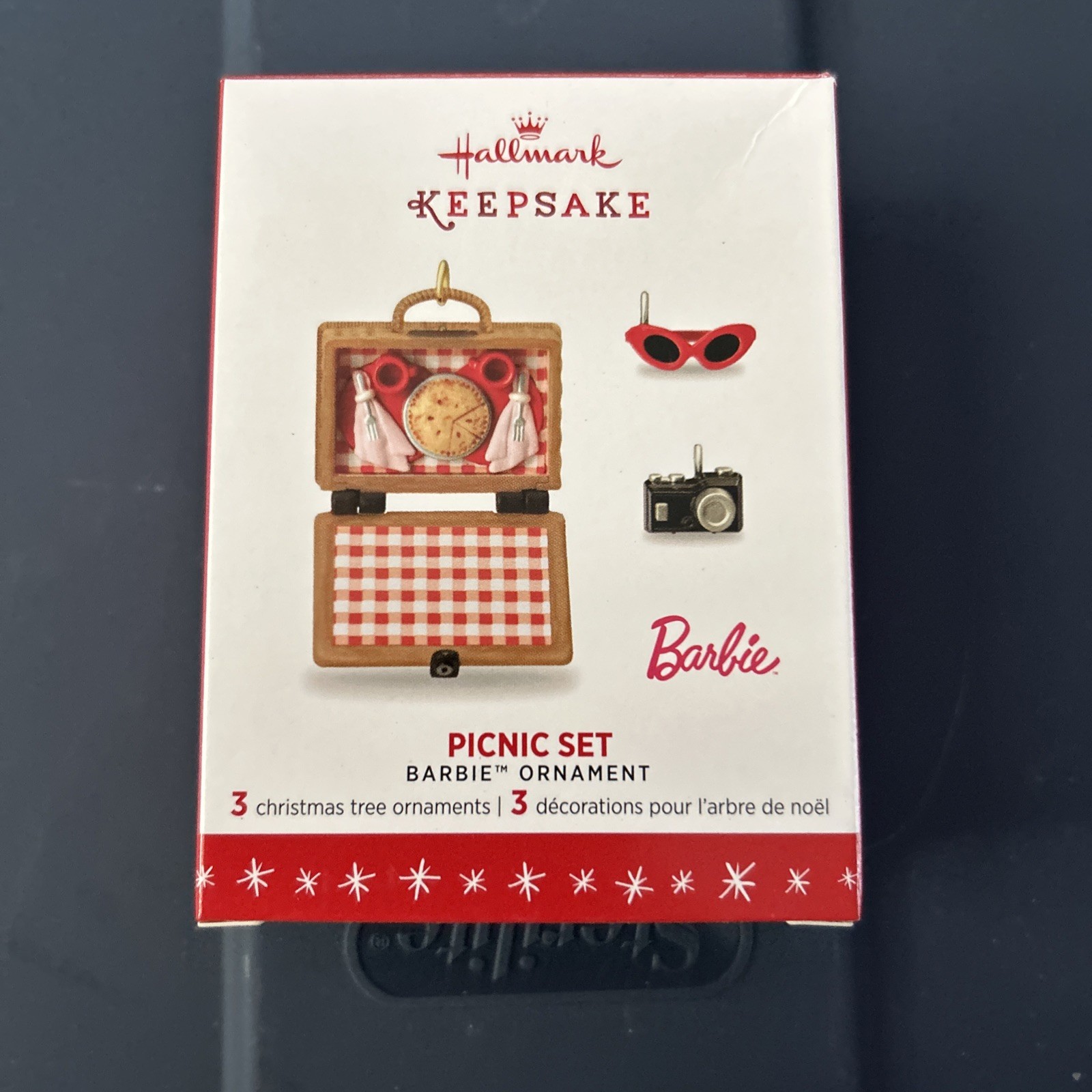 Hallmark: Picnic Set - Barbie - Set of 3 Accessories - 2016 Ornament