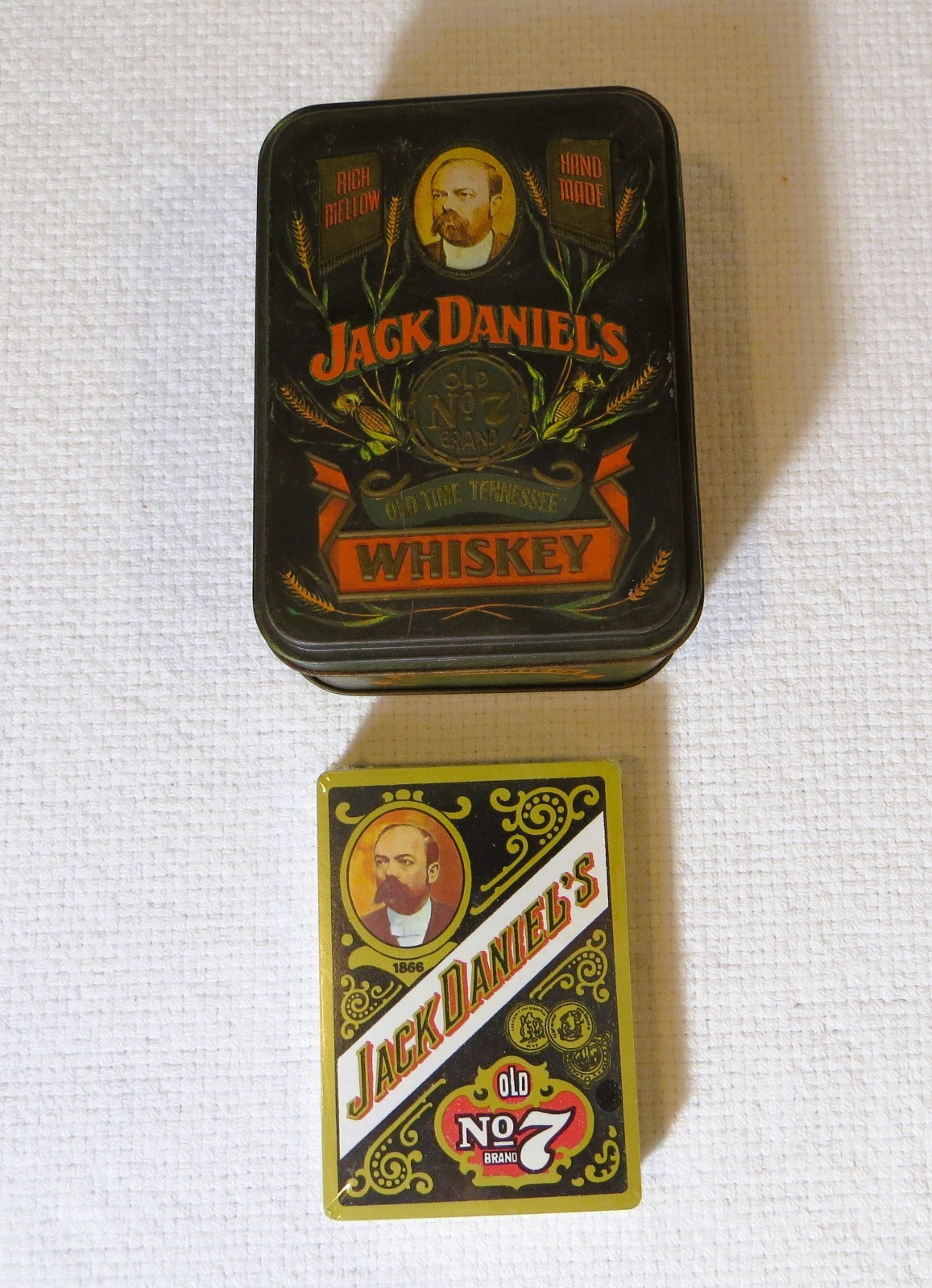 Jack Daniel's Old No.7 Poker Playing Cards in Tin Container. New