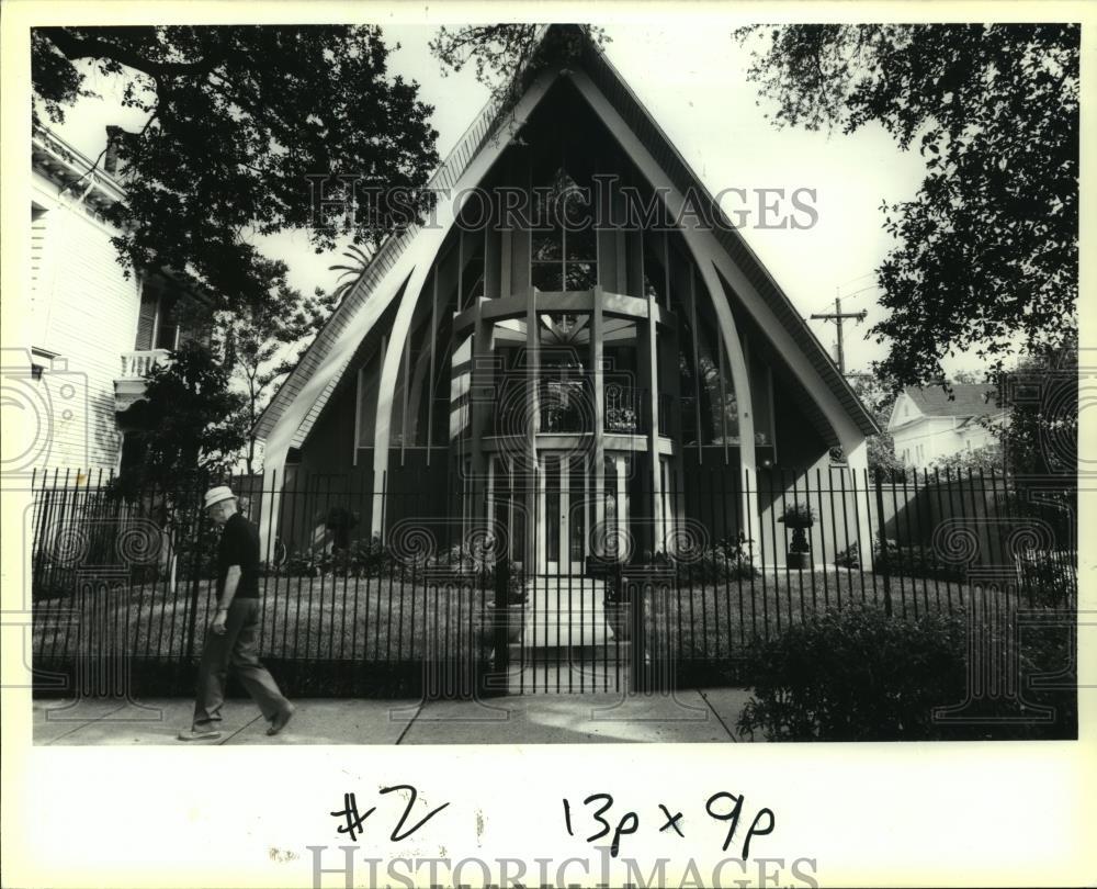 1991 Press Photo The exterior of the Dominguez home at 3110 Saint Charles Avenue