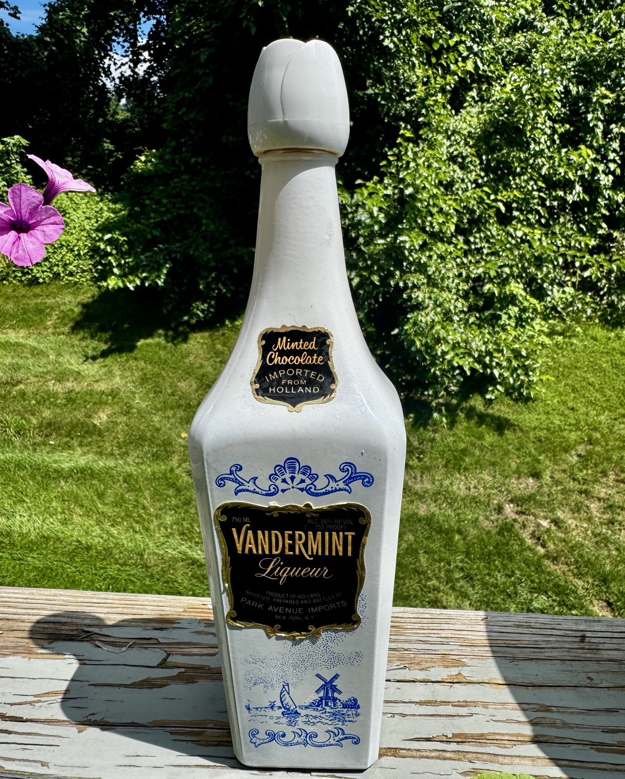 Vintage Vandermint Minted Chocolate Liqueur Bottle Delft Blue Windmill 13\