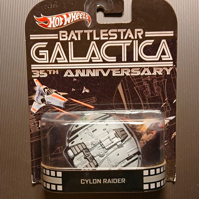 Hot Wheels Battlestar Galactica 35th Anniversary Cylon Raider Diecast