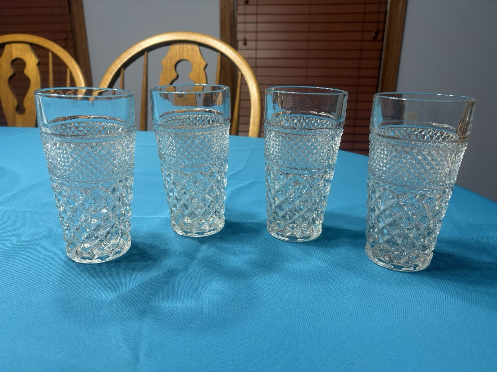 Vintage Wexford Glass 6 1/4\'\' Tall Water / Ice Tea Glasses Diamond Pattern 14oz