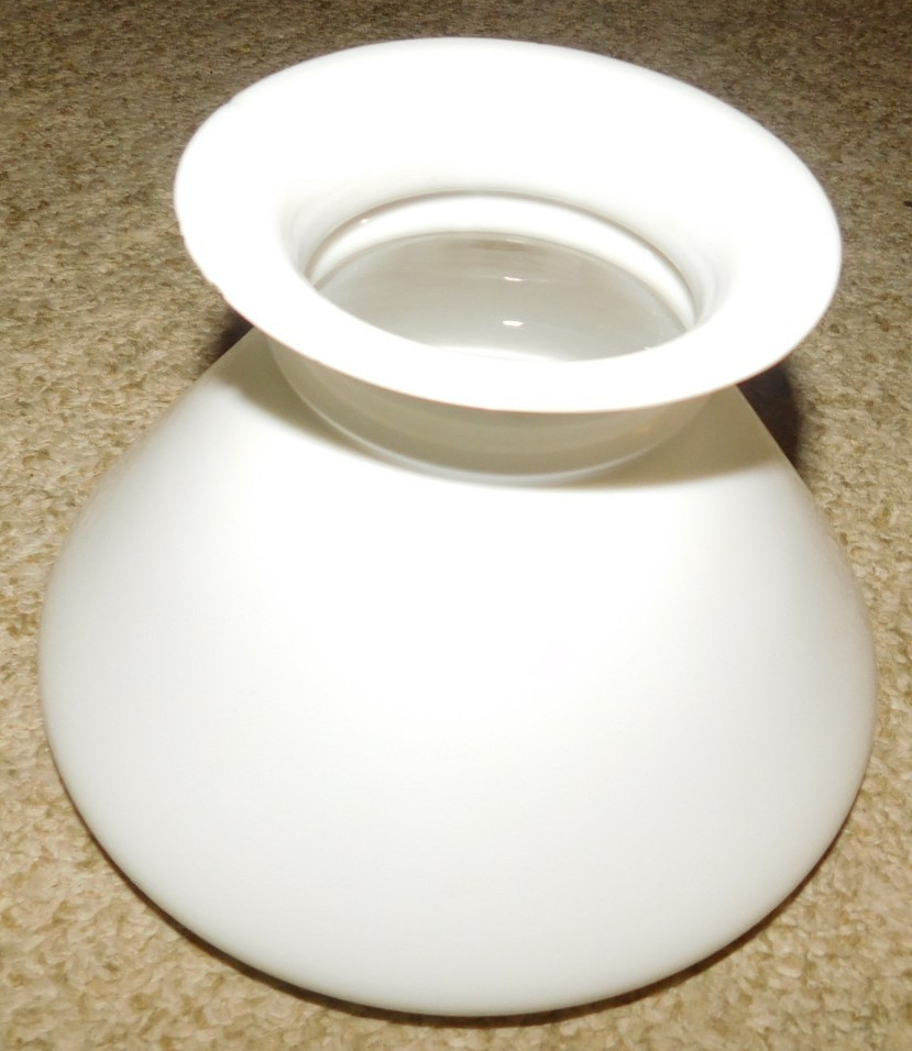 Vintage White  Milk Glass Hurricane Oil  Electric desk Lamp Shade 7\